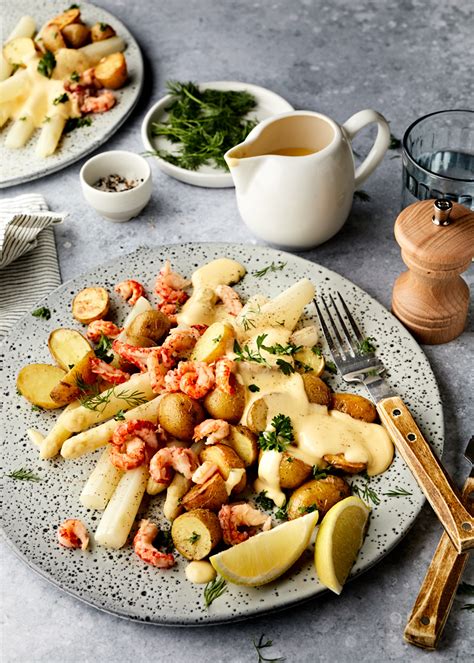 Witte Asperges Met Hollandaise Saus Uit Paulines Keuken