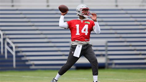 Jacoby Brissett Talks Return To Patriots Mentoring Drake Maye And More