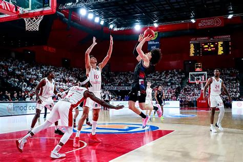 Le Paris Basket Domine Une Seconde Fois La Jl Bourg Et Remporte L