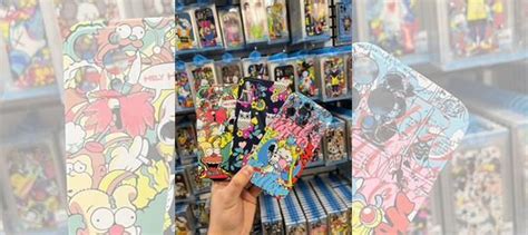 Чехол Luxo kaws для iPhone купить в Санкт-Петербурге | Электроника | Авито