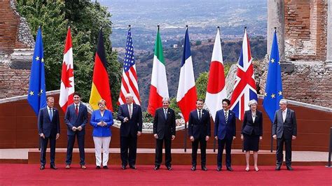 G7 leaders meet in Italy for 'challenging' summit