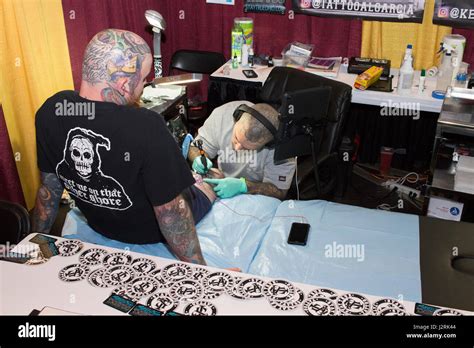 Tattoo Konvention Fotos Und Bildmaterial In Hoher Aufl Sung Alamy