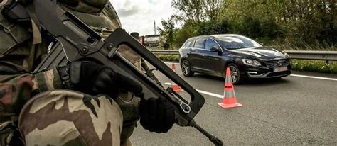 Lille une patrouille Sentinelle tire sur un véhicule qui tente de fuir