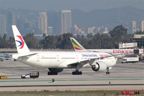 China Eastern Boeing Arrives At Los Angeles So Cal Metro Flickr