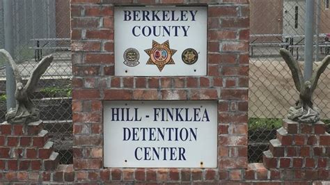 Former Hill Finklea Detention Deputy Charged With Assault Stomped On Victims Groin Sled