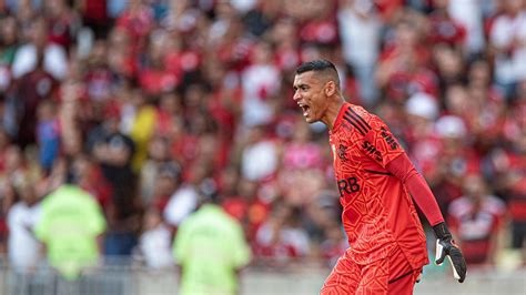 Flamengo Encaminha Venda Do Goleiro Santos Ao Fortaleza