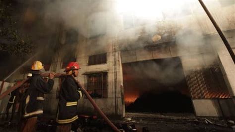 Bangladesh Factory Fire Kills At Least Cbc News