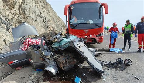 Tragedia En Arequipa Tres Fallecidos Deja Choque Entre Bus Y Auto En