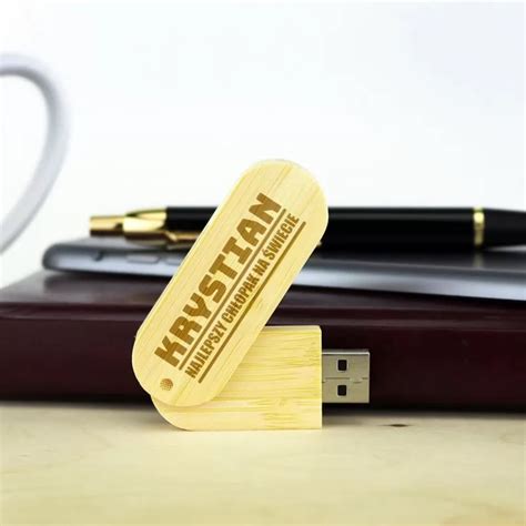 Pendrive Bambusowy Z Grawerem Dla Ch Opaka Najlepszy Eprezenty Pl