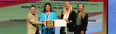 Santander Recibe El Premio De Excelencia Tur Stica Mencey Futurista De