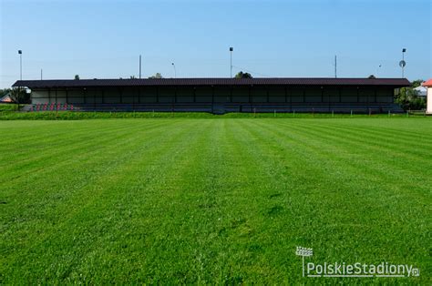 Długie Stadion LKS PolskieStadiony pl