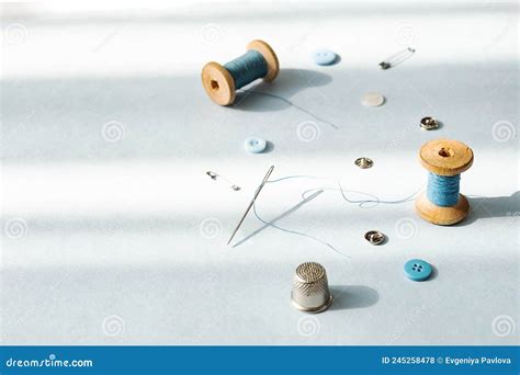 Fios E Ferramentas Diferentes Para Costura Instrumentos De Costura