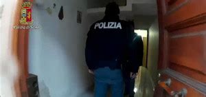 Usura Aggravata Dal Metodo Mafioso 5 Arresti Della Polizia A Roma