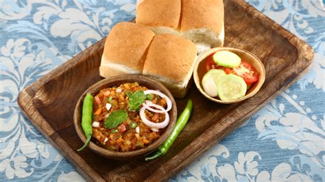 Mumbai Style Street Pav Bhaji Why It S The Best Eatfit