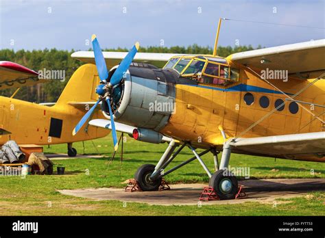 Vintage Airplane Cockpit Yellow Fuselage Hi Res Stock Photography And