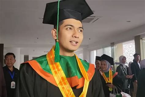 Ria Ricis Tak Hadir Di Wisuda Teuku Ryan Ternyata Karena Ini