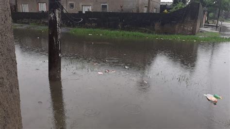 Chuva Causa Alagamentos E Interdições Na Baixada Santista Santos E