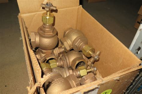 Multiple Misc Size Buckner Brass Angle Valves 022002 & Large Gate Valves - Oahu Auctions