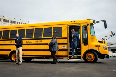 The EPA Is Helping School Districts Purchase Clean-Energy School Buses ...