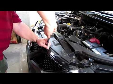 Nissan Qashqai Grille Removal J Youtube