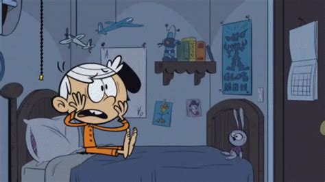 Checking The Face Loud House Loud House Gifs Nickelodeon