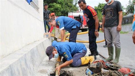 Cuaca Ekstrem Di Siantar Sepanjang Juli Pemko Tebang Pangkas Pohon Dan