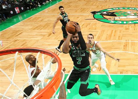 Estrella De La Nba Jaylen Brown Firmar El Contrato M S Caro De La Historia