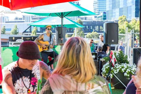 The Common Man South Wharf Promenade