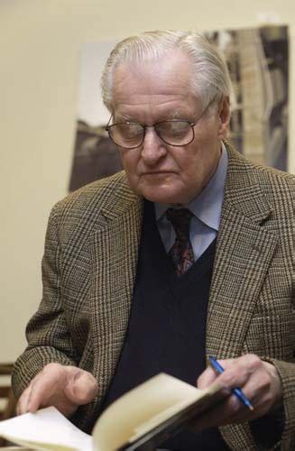 Otra Iglesia Es Imposible John Ashbery Ignorancia De La Ley No Es Excusa