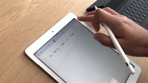 iPad pro 2 notes à la main YouTube