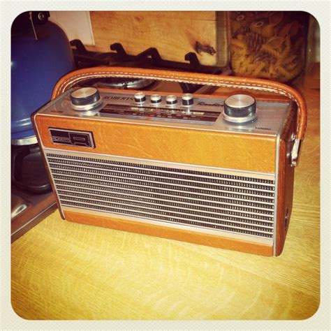 Our gorgeous vintage Roberts Radio! | Roberts radio, Cute cartoon ...