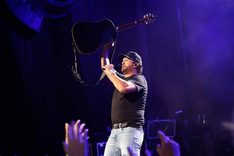 Concert Photos Luke Bryan At Blossom Cleveland Cleveland Scene