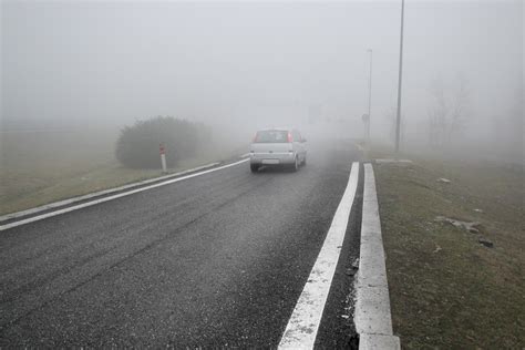 Ch Odno I Pochmurno Prognoza Pogody Na Wi To Niepodleg O Ci Radio