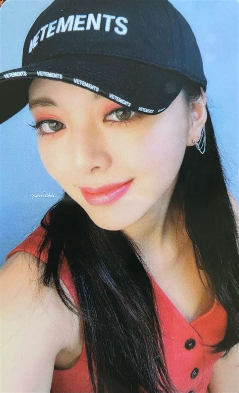 Itzy Photocard Scan Member Yuna Era Crazy In Love Pob Withdrama