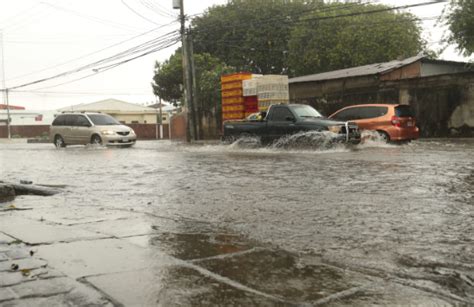 Fallecidos Inundaciones Y Desbordamiento De Río Lluvias De Este Fin