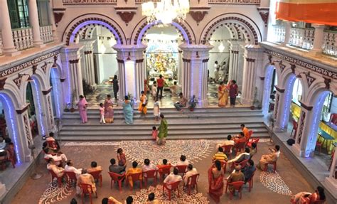 Durga Puja Festival Kolkata 8 Best Ways To Experience Thetravelshots