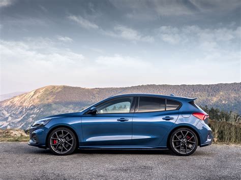 2020 Ford Focus St Performance Blue 04