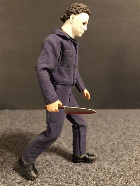 Let S Take A Look At The Michael Myers Halloween One 12 Collective Figure