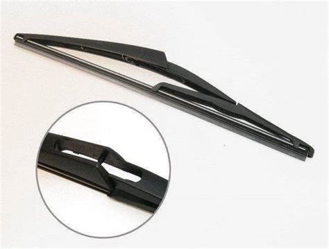 Replacing Rear Wiper Blade On Ford Edge