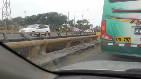 Panamericana Sur Fierros Expuestos En Estructura Del Puente Atocongo Rpp Noticias