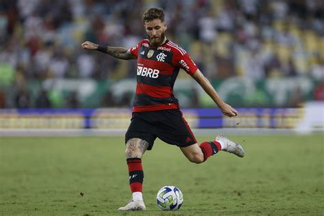 Léo Pereira Do Flamengo Sofre Lesão Torácica E é Dúvida Para Próximo Jogo