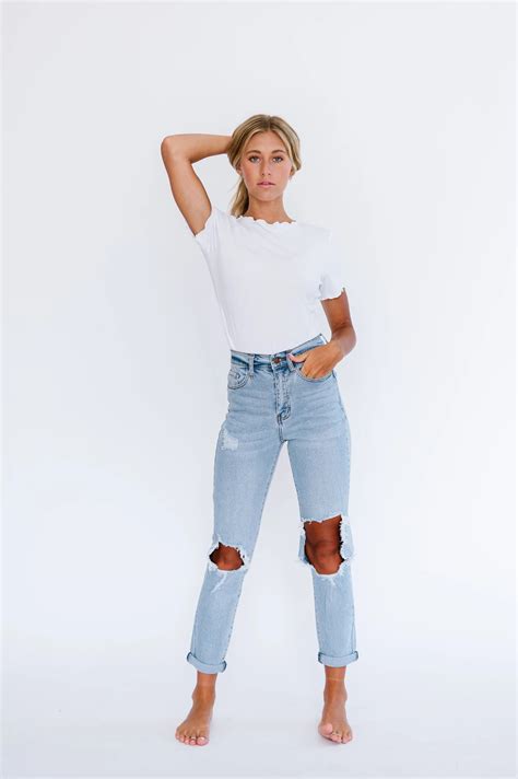 The Mavis Top in White – Mae Threads Clothing