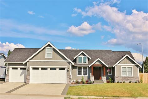 Single Story Bedroom Craftsman Style Home With Bonus Room Floor Plan