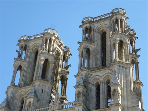 The Road Goes Ever On: Laon Cathedral, Architecture And Glass