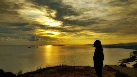 Liburan Ke Sumatera Nikmati Indahnya Sunset Dan Sunrise Di Bukit