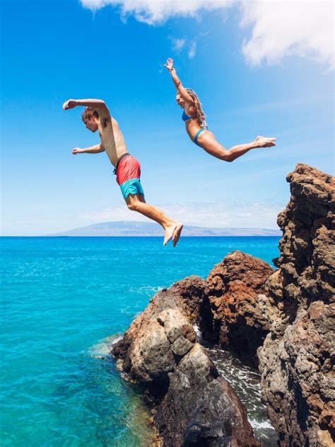 Where To Go Cliff Jumping In Hawaii Hawaii Travel Spot