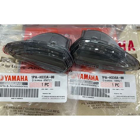 YAMAHA 100 ORIGINAL LC135 NEW Y15 FZ150 SIGNAL LENS COMP SET SMOKE