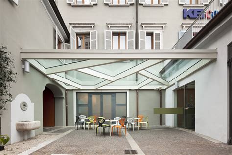 Glass canopy | waltritsch a+u | Archello