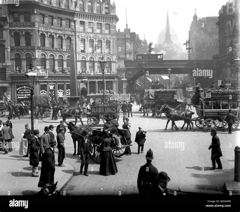 London Omnibus 1800s Black And White Stock Photos And Images Alamy