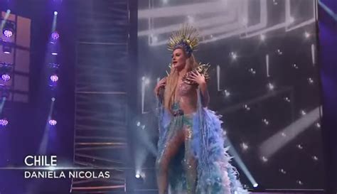 Daniela Nicolás se lució con atuendo de La Pincoya en desfile de trajes